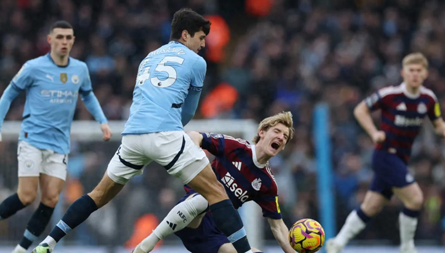 开云足球直播-关于西班牙碾压曼城,穆勒完成帽子戏法的信息