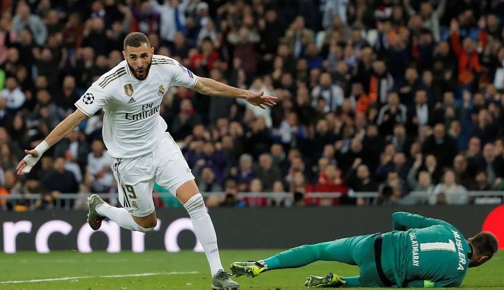 关于塞维利亚鏖战瓦伦西亚,罗德里戈完成帽子戏法的信息 关于塞维利亚鏖战瓦伦西亚,罗德里戈完成帽子戏法的信息