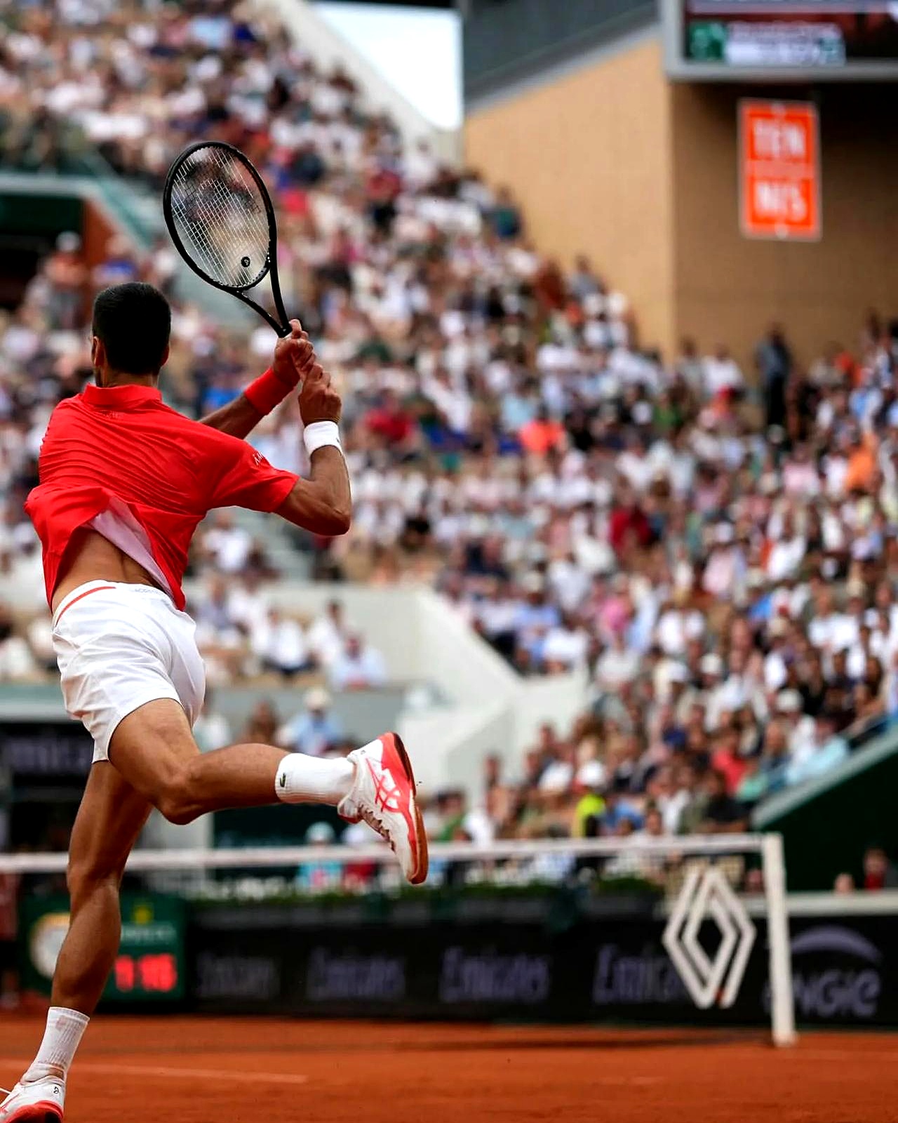 关于美国网球队险胜欧洲网球队,德约科维奇关键制胜的信息 关于美国网球队险胜欧洲网球队,德约科维奇关键制胜的信息