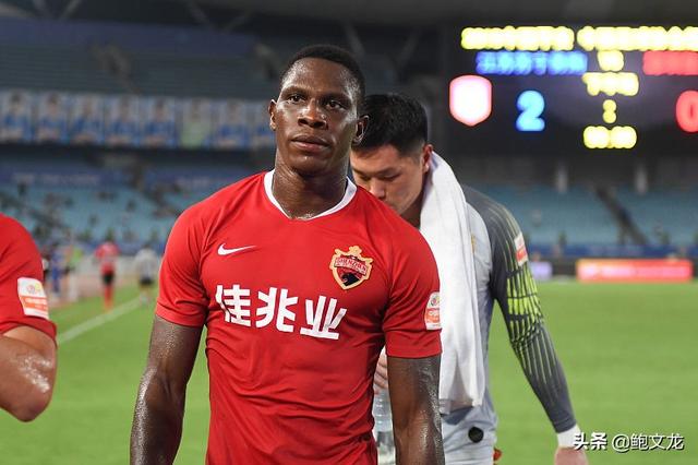 开云体育-南极球队迎来绝佳机会,向前冲刺!