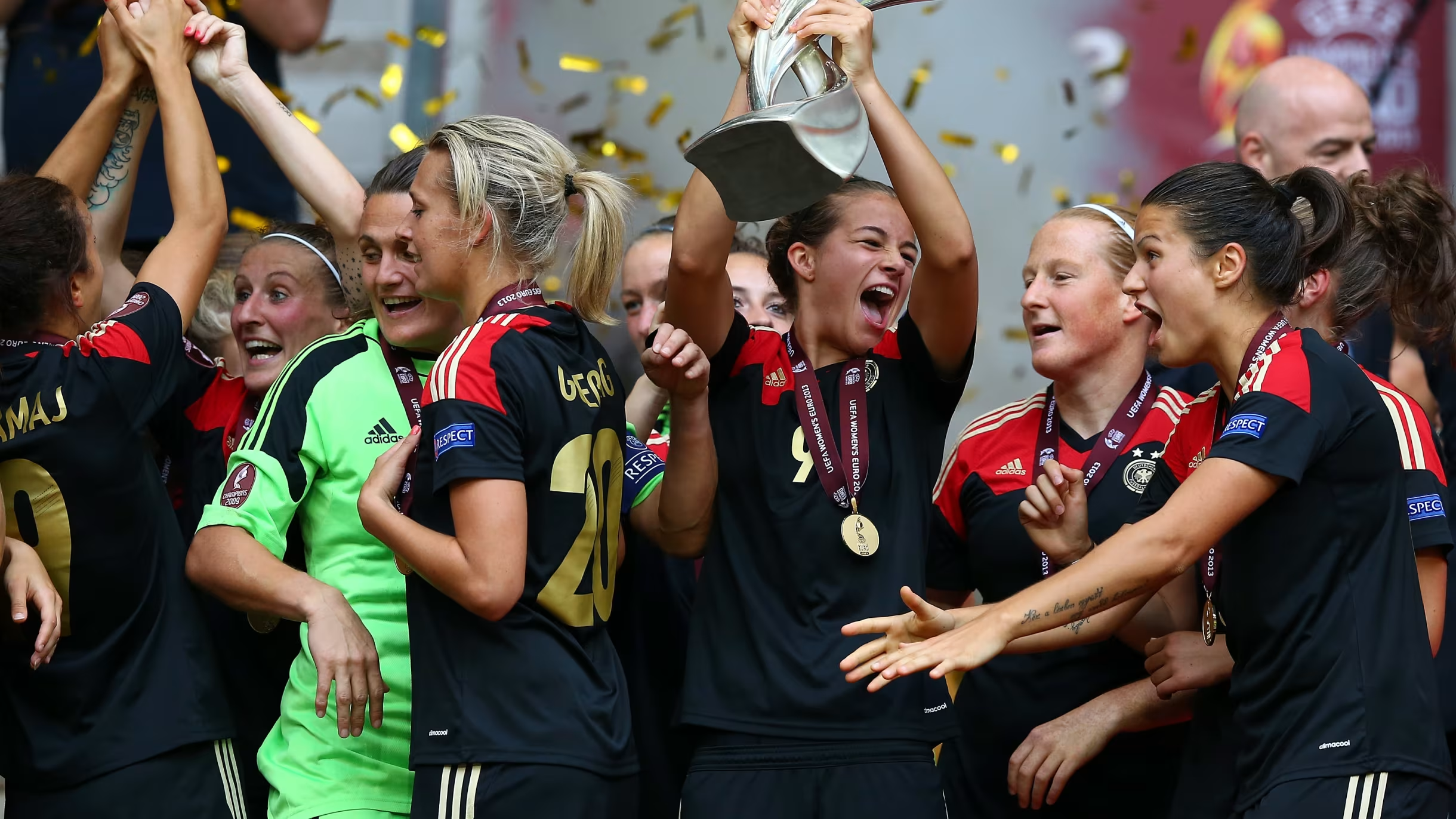 关于欧洲足球锦标赛中球队实力得到体现，表现出色的信息