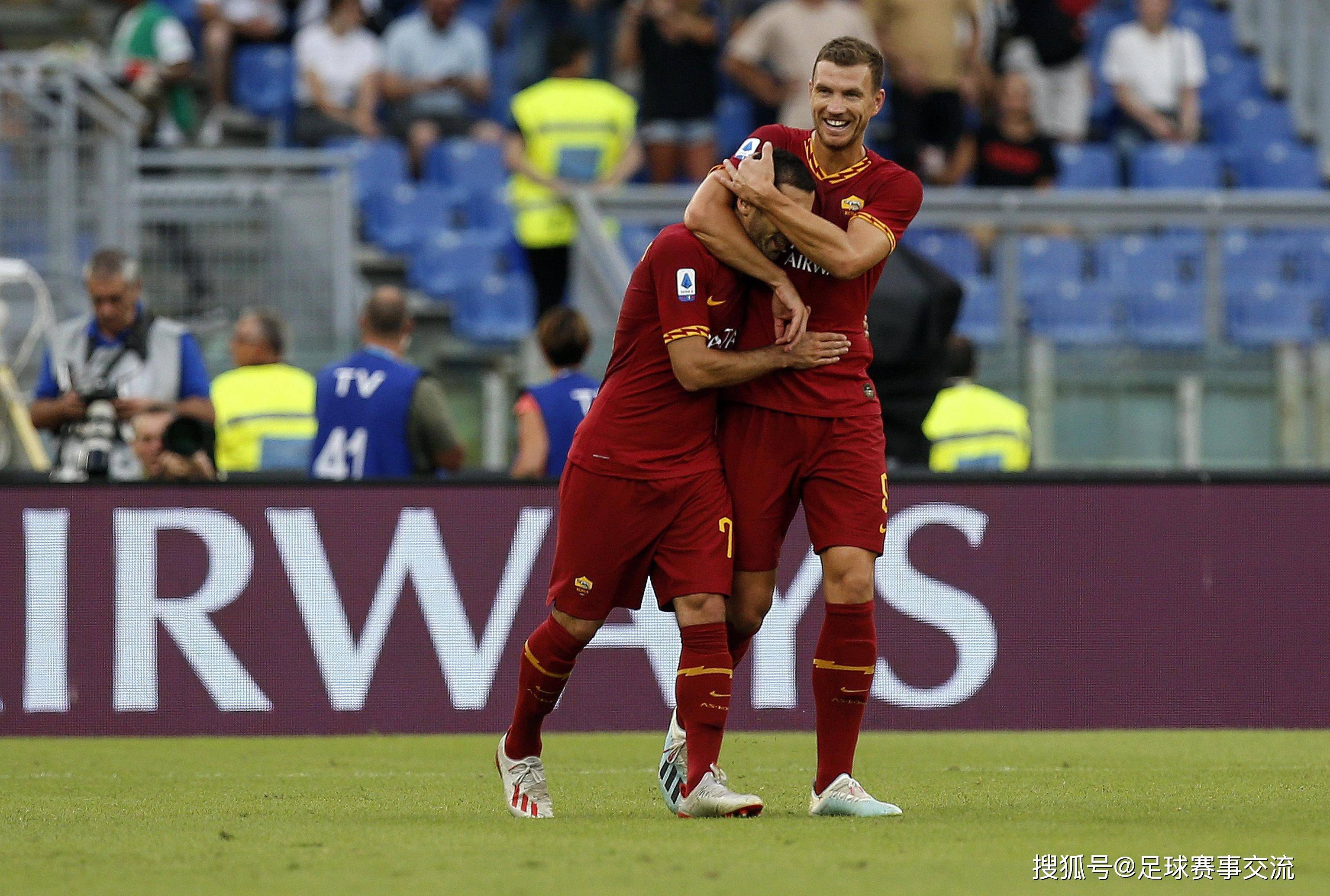 关于斯洛文尼亚备战欧洲杯选拔赛，与爱沙尼亚队对决的信息