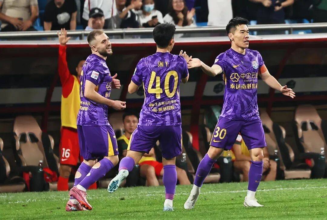 开云体育官方网站-包含山东队以微弱优势击败浙江,跃居第二的词条