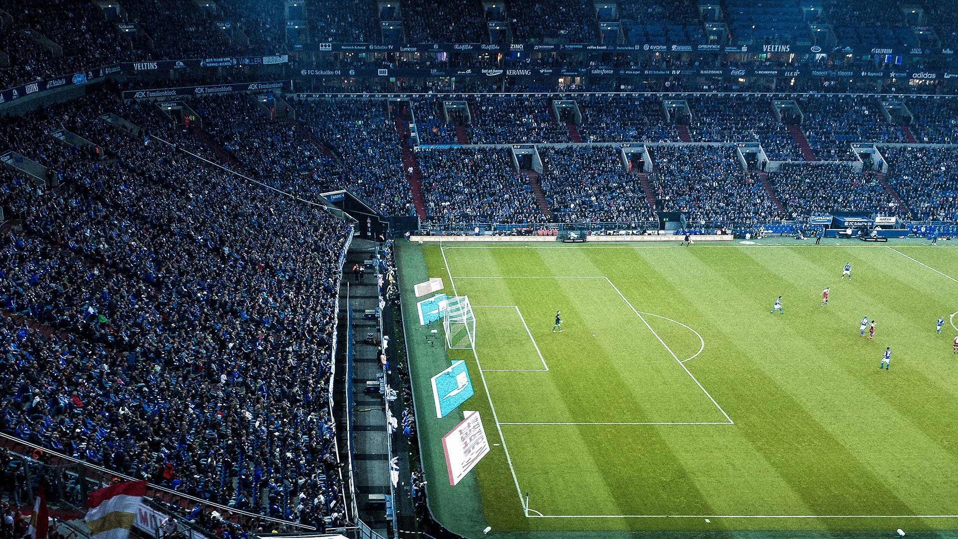 开云足球直播-沙漠绿茵的决胜时刻，基米希的远射如何照亮沙特与阿尔及利亚的战术迷宫