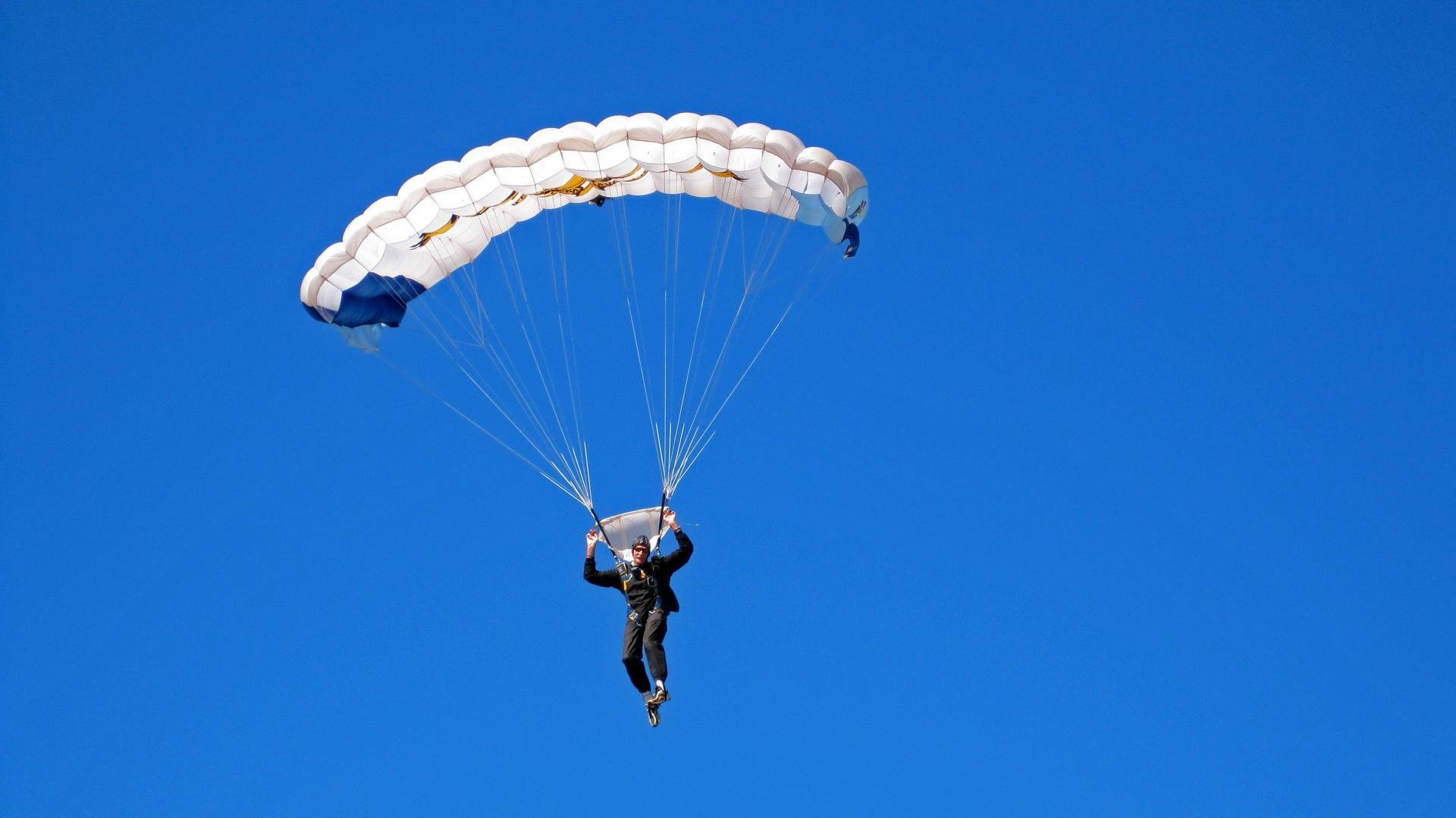 鹰击盐湖城,霍勒迪数据全面爆炸,诠释现代控卫新定义