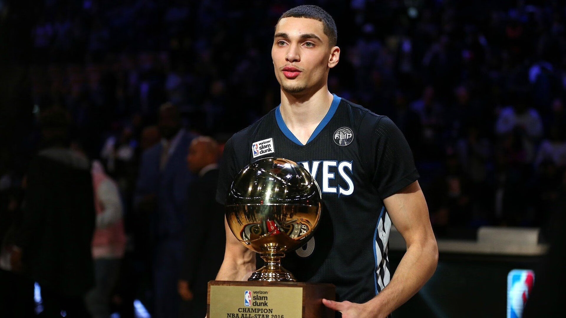 末节之王！欧文关键先生本色，独行侠掘金末节带走尼克斯